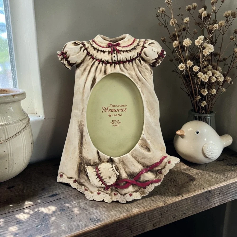 Vtg Ganz Treasured Memories Little Dress w Bonnet Picture Frame Cottage Decor